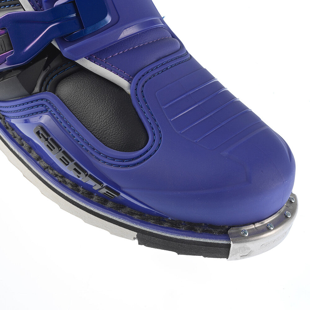 SG22 BOOTS