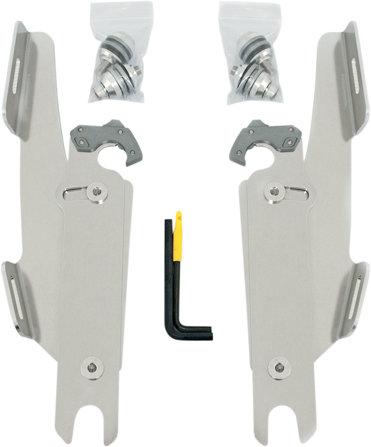 23200175_1.png