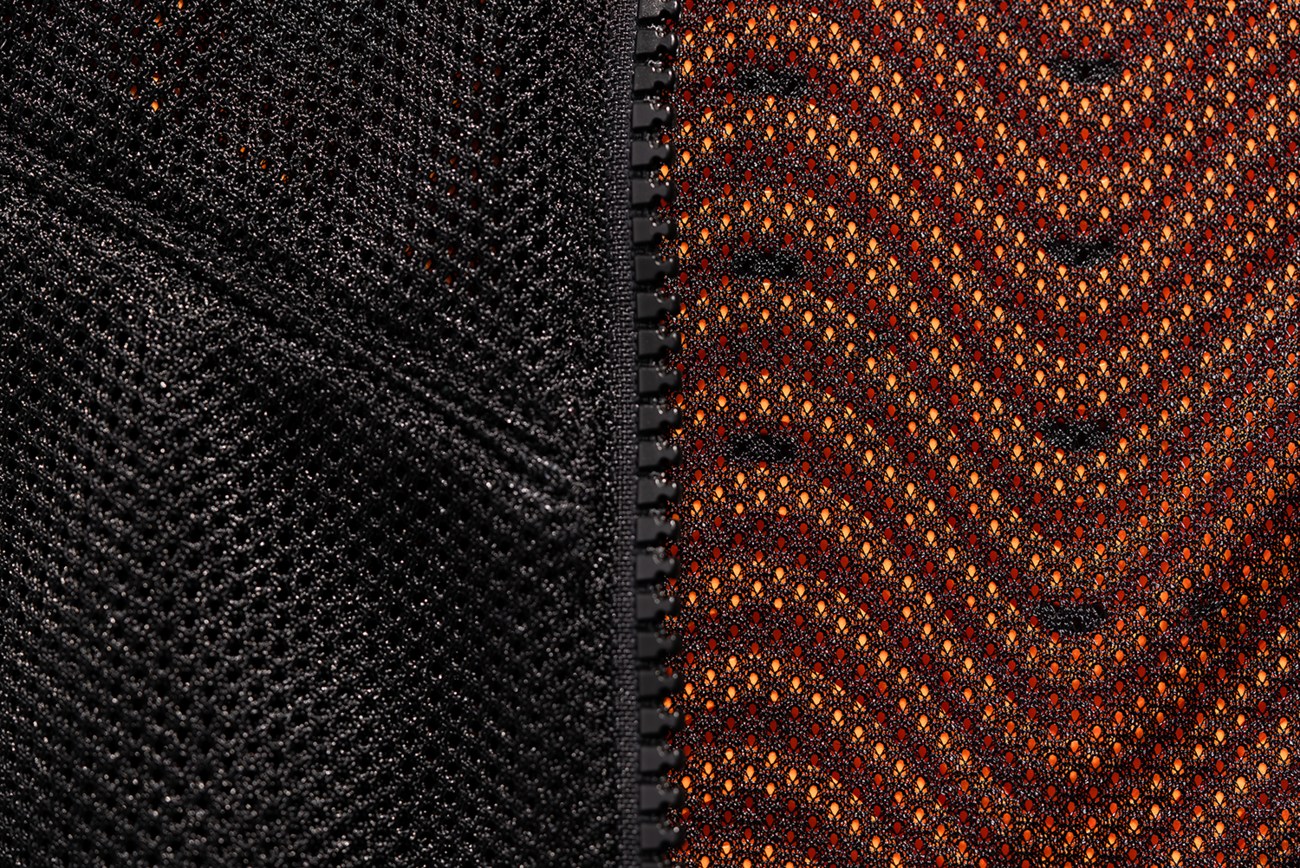 28205953_3.png
