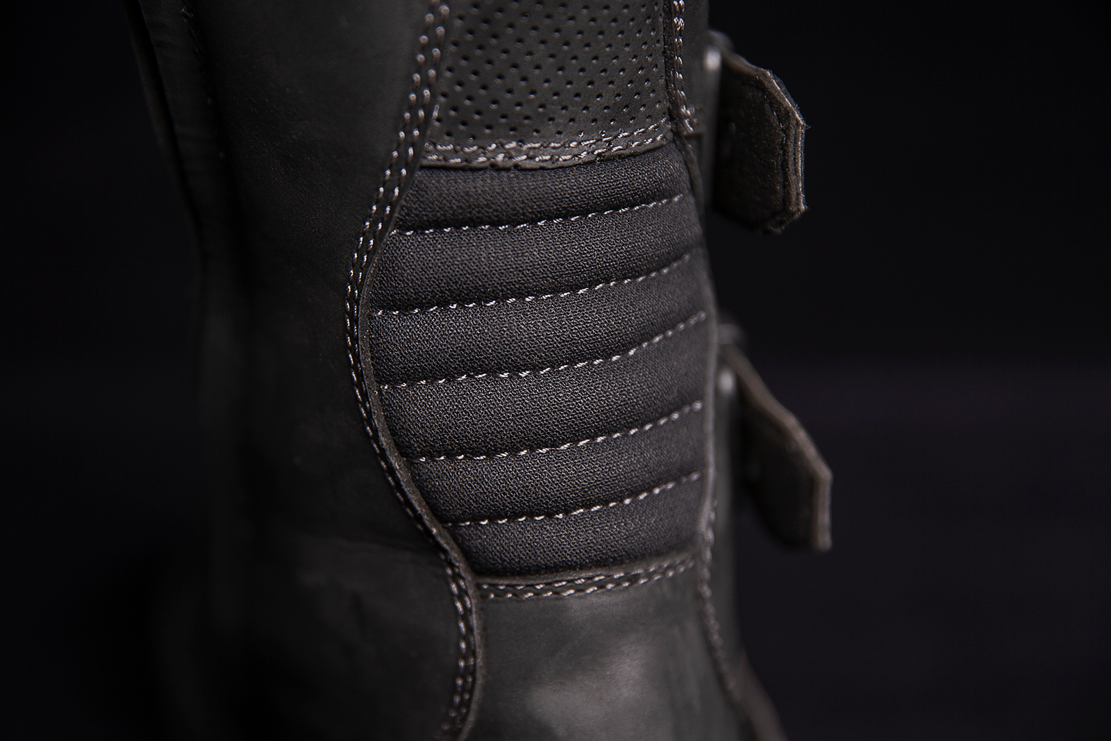 34031210_3.png