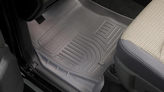 Husky Liners 07-10 GM Escalade/Tahoe/Yukon WeatherBeater Black Walkway (2nd Row Bucket) Floor Liners