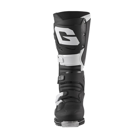 SG22 BOOTS